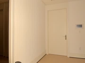 Naked cam girl mei_tin image #2981500