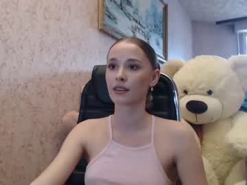 Naked cam girl ariana_777 image #1632495