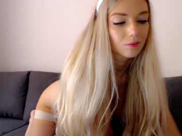 Naked cam girl pervyblonde image #1978303