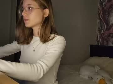 Naked cam girl lowress image #4064480
