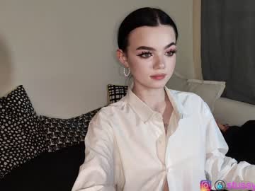 Naked cam girl stussy_montana image #568073