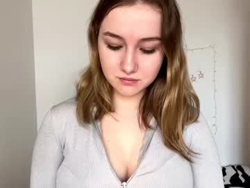 Naked cam girl levelupfox image #4058440