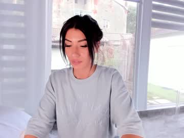 Naked cam girl miss_diamond__ image #2130302