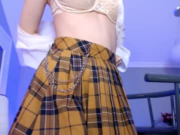 Naked cam girl amiliyan image #3533005