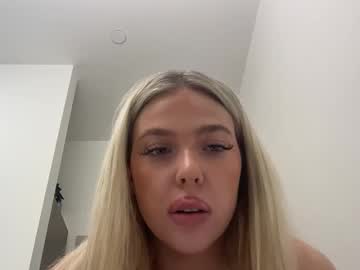 emabluee2 naked cam