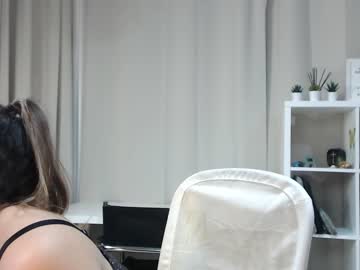 Naked cam girl daily_stories image #3700410