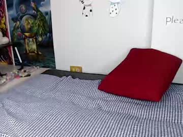 Naked cam girl _lucky_doll_ image #2639074