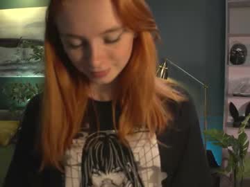 Naked cam girl lily_devi image #1970987