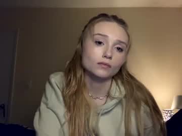 Naked cam girl princesshannnnn image #473493