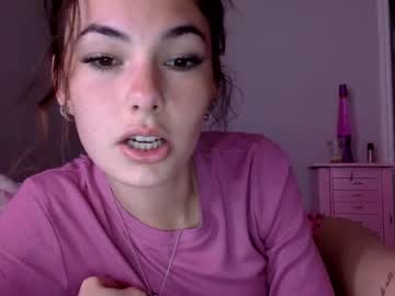 Naked cam girl emmaa_xo image #4073025