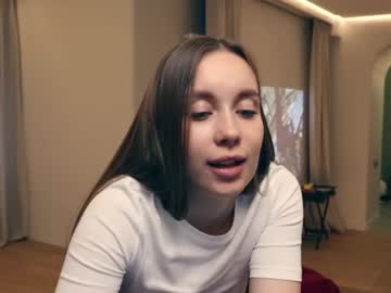 Naked cam girl elleyrayman_ image #1670930