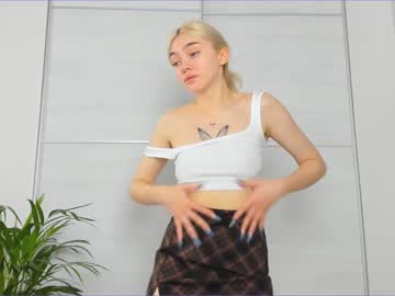 Naked cam girl elizabeth__gray image #3154399