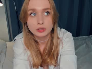 go1den_hair_ naked cam