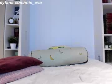 Naked cam girl mis_eva image #2861930