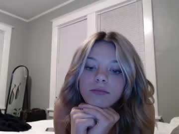 Naked cam girl lily_marieee image #3889535