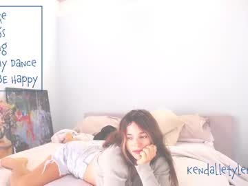 Naked cam girl kendalltyler image #233296