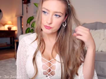 Naked cam girl x_lily_x image #2627602