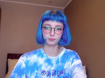 Naked cam girl lit1le_kitty_ image #871670