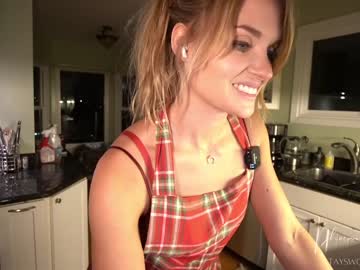 Naked cam girl phoenix_taylor image #1048373