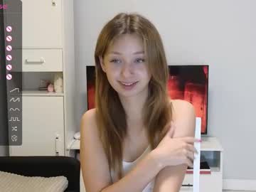 Naked cam girl looveshow image #3953289