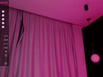 Naked cam girl small_blondee image #2469077