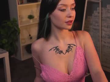 Naked cam girl ella_knockers_xl image #3147797