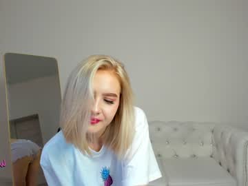 Naked cam girl oliviabr0wn image #3139043