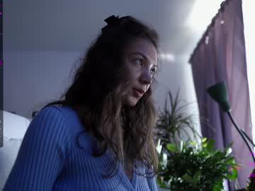 Naked cam girl kronniekray image #1891063