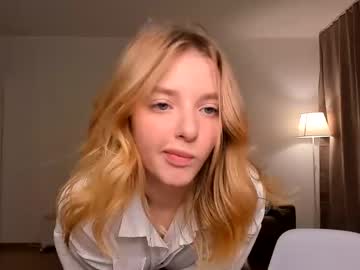 Naked cam girl olli_ver image #3062681