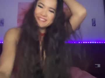 Naked cam girl lilylingvip image #3031433