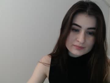 tart_strawberry naked cam