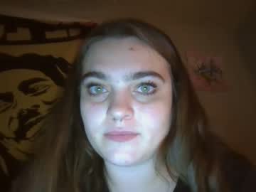 xlynn_ naked cam