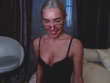 Naked cam girl _mito_69 image #1802200