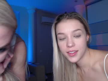 Naked cam couple amy__haris image #3200540