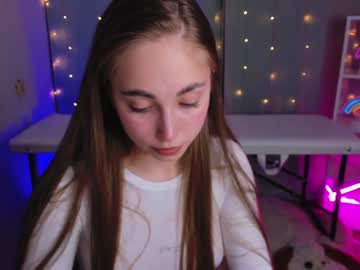 Naked cam girl vikki_opp image #1391353