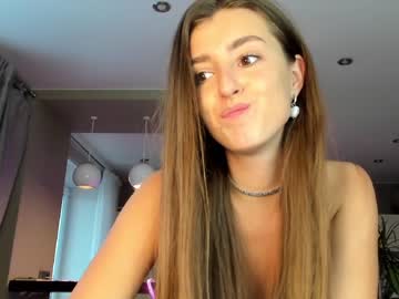 Naked cam girl coy_amina_ image #3111721