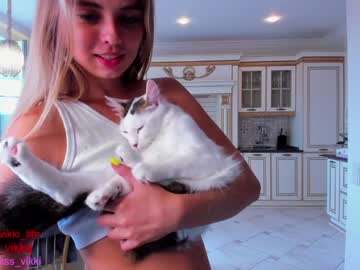 Naked cam girl misss_vikki image #2237061