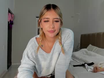 Naked cam girl amelie_bunny_real image #1486314