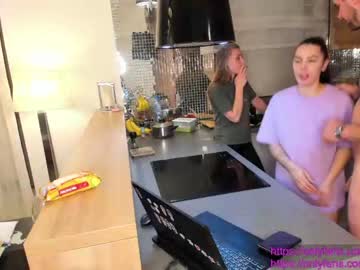 Naked cam girl _goalexgo_ image #1902139