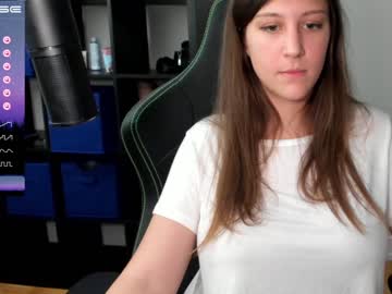 Naked cam girl alexa_dream image #3166339