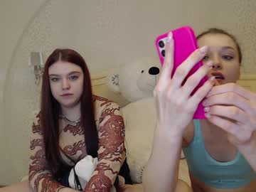 Naked cam couple amy__haris image #1642451