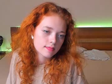 Naked cam girl olivia_garden image #2323721