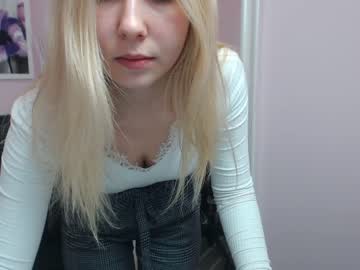 Naked cam girl lila_page image #1100546