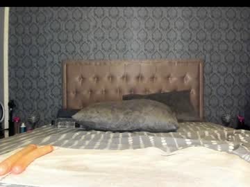 Naked cam couple lenoreandjasonsroom image #2696200