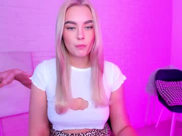 Naked cam girl 8a8y_nura image #1351278