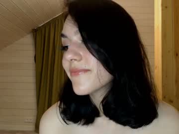 Naked cam girl dreaming_lola image #2217058