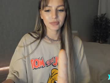 Naked cam girl xxx_leila image #2524663