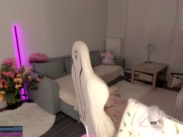 Naked cam girl mermaidrozalia image #2296618