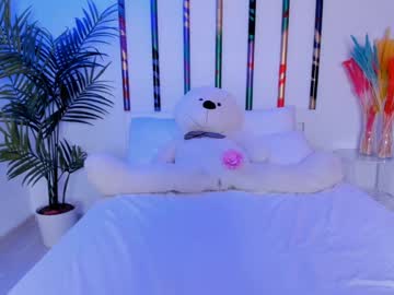Naked cam girl amelia__williams image #520914