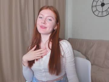 Naked cam girl eleonora_linn image #3003577